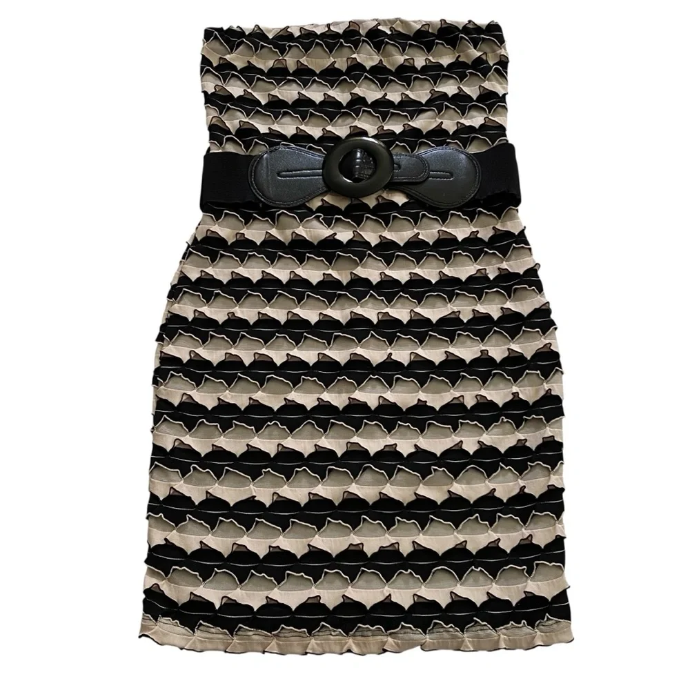 Lipstick Brand Strapless Belted Fitted Sexy Cocktail Dress Size Medium Junior